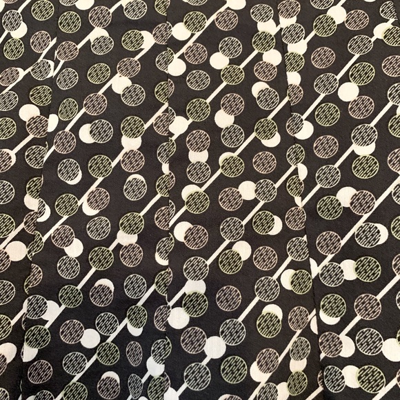 Jacob - Patterned Skirt Size 1/2 - Picture 3 of 3